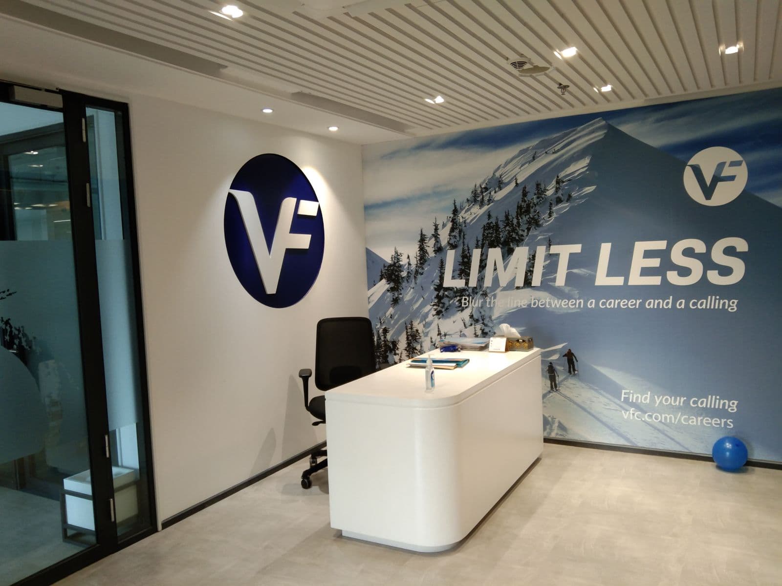 Vanity Fair Asia — Head Office Relocation — photo 1